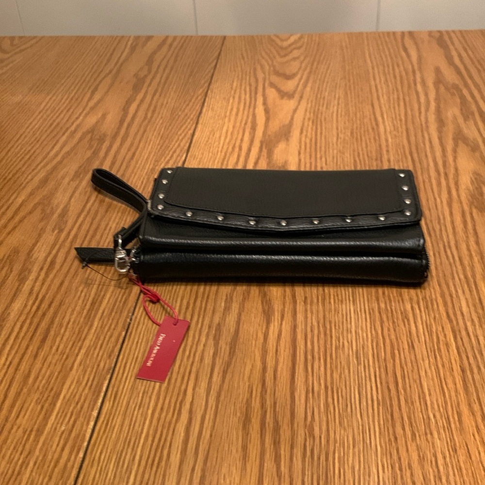 Enzo Angiolini wallet.  BLACK.  NEW!